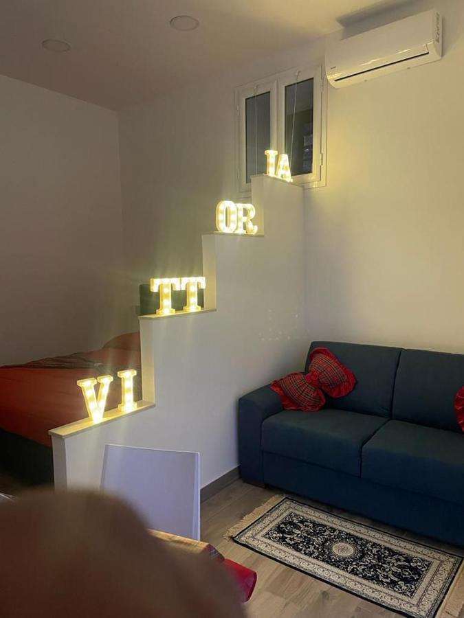 Vittoria Home Naples Luaran gambar