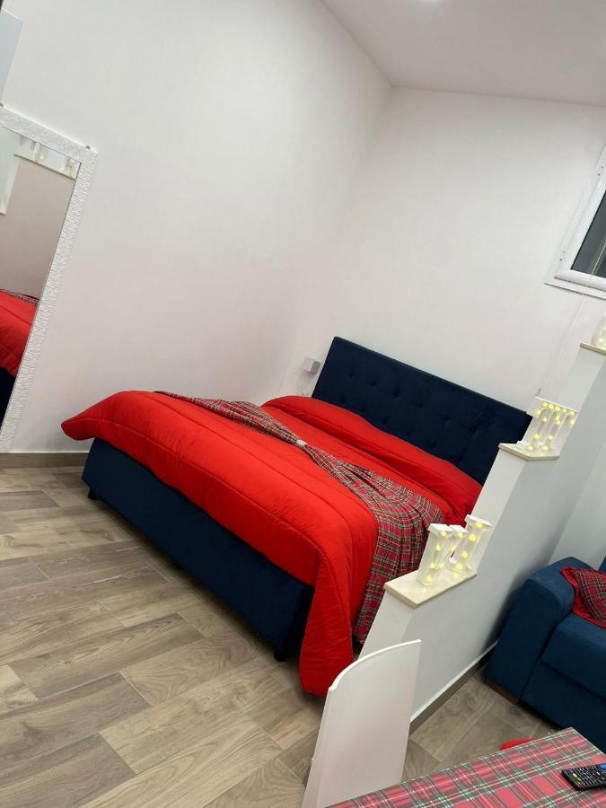Vittoria Home Naples Luaran gambar